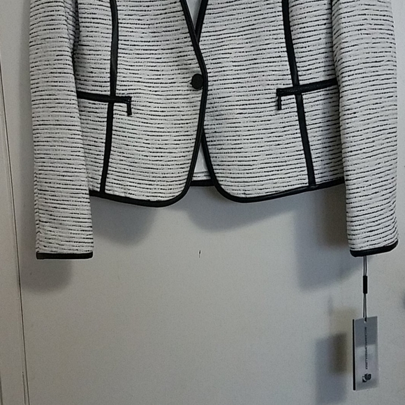 Karl Lagerfeld Blazer - Picture 3 of 14